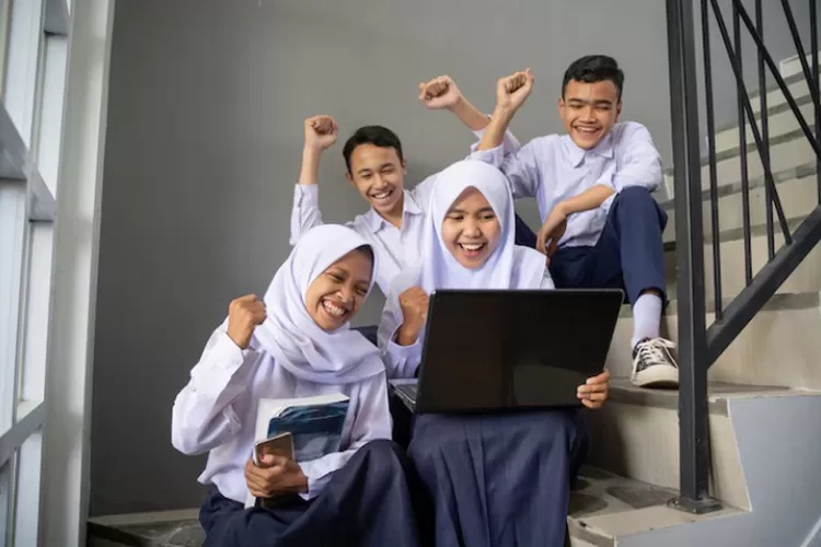 PPDB Jabar 2024 Tahap 1 Resmi Dibuka (Sumber: Freepik)