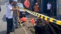 Bahu Jalan Sukabumi-Bogor Ruas Parungkuda Ambles