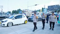 Menjelang hari raya Idul Adha, Polres Sukabumi yang dipimpin langsung Kapolres Sukabumi, AKBP Tony Prasetyo meninjau situasi arus kendaraan di pintu masuk wilayah Sukabumi