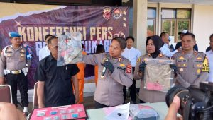 Duduk Perkara Duda dan Janda Bunuh dan Buang IRT di Jalan, Gara-gara Hutang