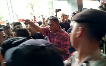Aksi kekerasan terjadi usai sidang vonis mantan Menteri Pertanian, Syahrul Yasin Limpo di PN Jakarta Pusat