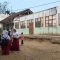 Sejumlah pelajar SDN 5 Cilimus yang berada di Kampung Cilimus, Desa Nangerang, Kecamatan Jampangtengah, Kabupaten Sukabumi, Jabar terpaksa harus belajar di teras sekolah karena empat ruang kelas ambruk belum lama ini.