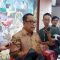 Koordinator Staf Khusus Presiden Ari Dwipayana menyampaikan keterangan pers di Gedung Sekretariat Negara, Jakarta. (Andi Firdaus)