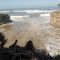 Kondisi air laut pantai Batu Panganten di Desa Purwasedar, Kecamatan Ciracap, kabupaten Sukabumi kotor, keruh dan berminyak.(foto : ist)