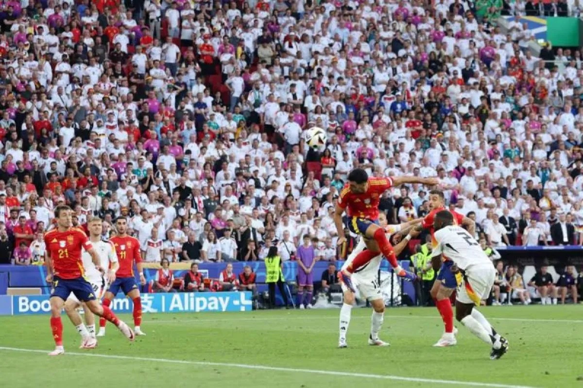 Mikel Merino mencetak gol kemenangan untuk Timnas Spanyol dalam pertandingan perempat final Piala Eropa 2024 lawan Jerman di Mercedes-Benz Arena pada Sabtu (6/7/2024). (Dok-UEFA)