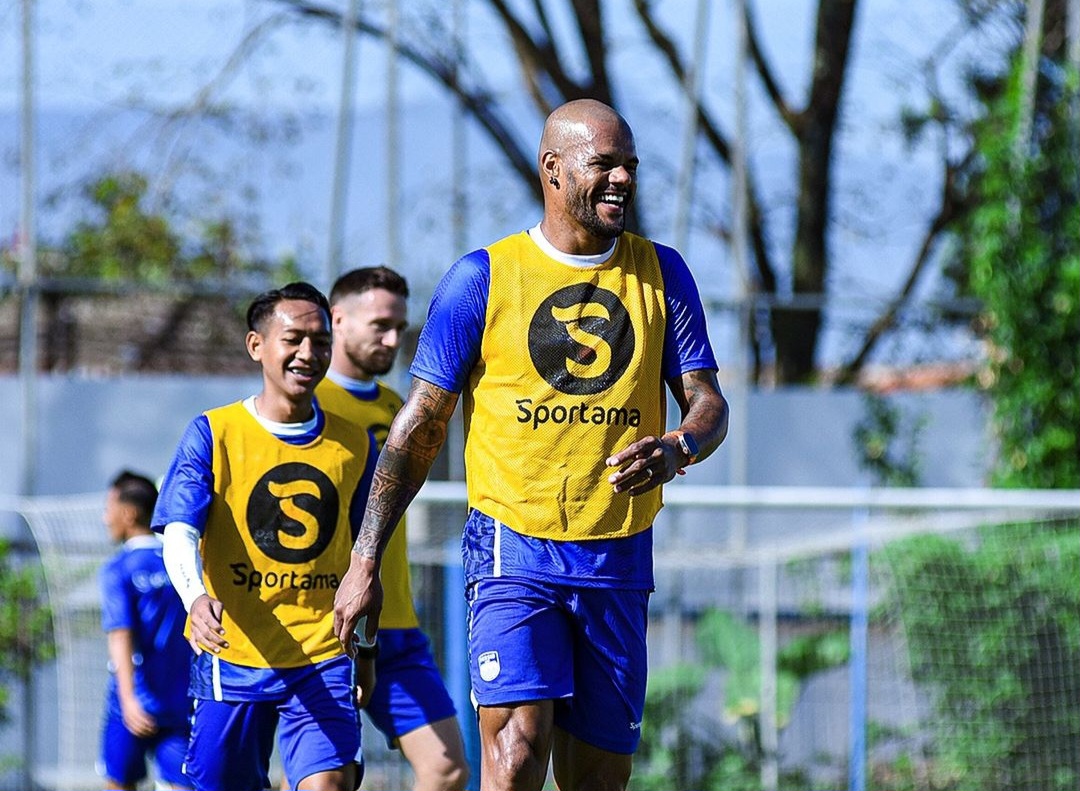 Persib Bandung akan memulai pertandingan sengit kontra PSM Makassar pada laga perdana Piala Presiden 2024. Persib dan PSM Makassar yang tergabung di grup A