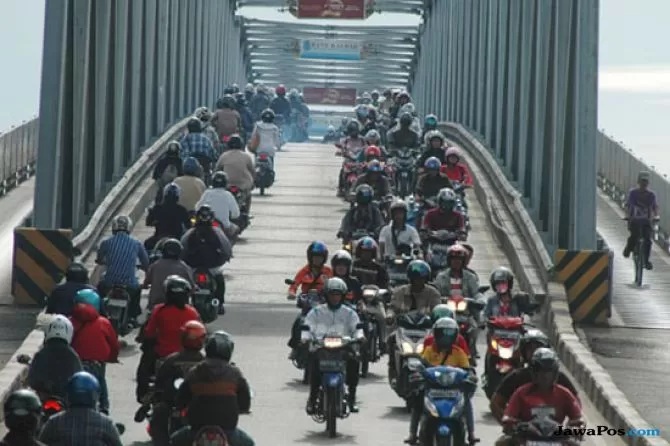 Ilustrasi motor tetap menjai andalan perusahaan pembiayaan dalam menyalurkan pinjamannya