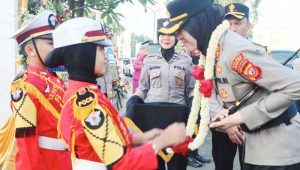 Tiba di Sukabumi, AKBP Rita Suwadi Disambut Dua Pocil