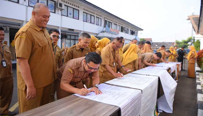 ASN Pemkot Sukabumi Tandatangani Pakta Integritas