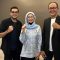Bacalon Wali Kota Sukabumi Ayep Zaki-Bobby Sowan ke Desy Ratnasari