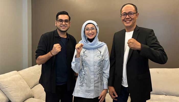 Bacalon Wali Kota Sukabumi Ayep Zaki-Bobby Sowan ke Desy Ratnasari