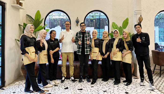 Bobby Maulana Bersama Ayep Zaki