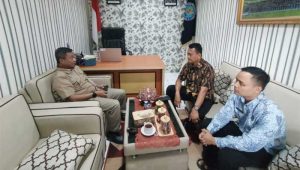 Camat Cisolok Sukabumi Gelorakan Yel Yel Bersinar, Ciptakan Warga Desa Bersih Narkoba