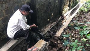 Pemkec Gunungguruh Sukabumi Pelototi Proyek Drainase Desa Cibolang Yang Rusak Usai Satu Pekan Pembangunan