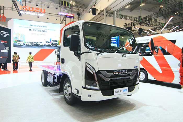 Isuzu-ELF-EV