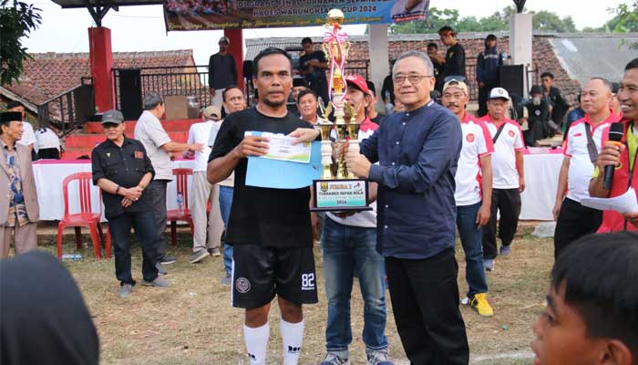 Iyos Somantri