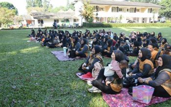 Kelurahan Situmekar Sukabumi Buka Team Building Activities