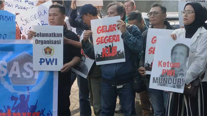 Anggota PWI Se-Bandung Raya Desak Pusat Segera Gelar KLB