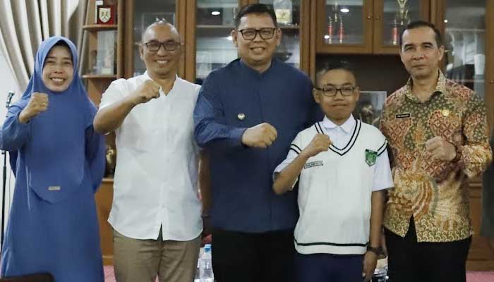 Siswa SMPN 2 Kota Sukabumi Ikuti Pelatihan Bintang Sobat 2024