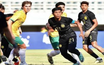 Potret duel antar pemain Australia dan Malaysia di peringkat ketiga Piala AFF U19 2024 (Sumber Foto: Instagram@famalaysia)