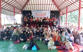 100 anak-anak yatim di Kota dan Kabupaten Sukabumi mendapatkan perhatian dari Sehati Gerak Bersama. Kegiatan yang digelar di Villa Cantik, Kecamatan Warudoyong, Sukabumi, Jawa Barat, Sabtu (13/7/2024)