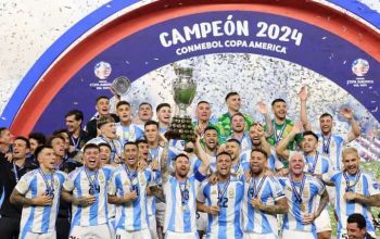 Argentina keluar sebagai juara Copa America 2024 Amerika Serikat setelah mereka mengalahkan Kolombia dengan skor 1-0 pada babak tambahan waktu (112') melalui gol Lautaro Martinez