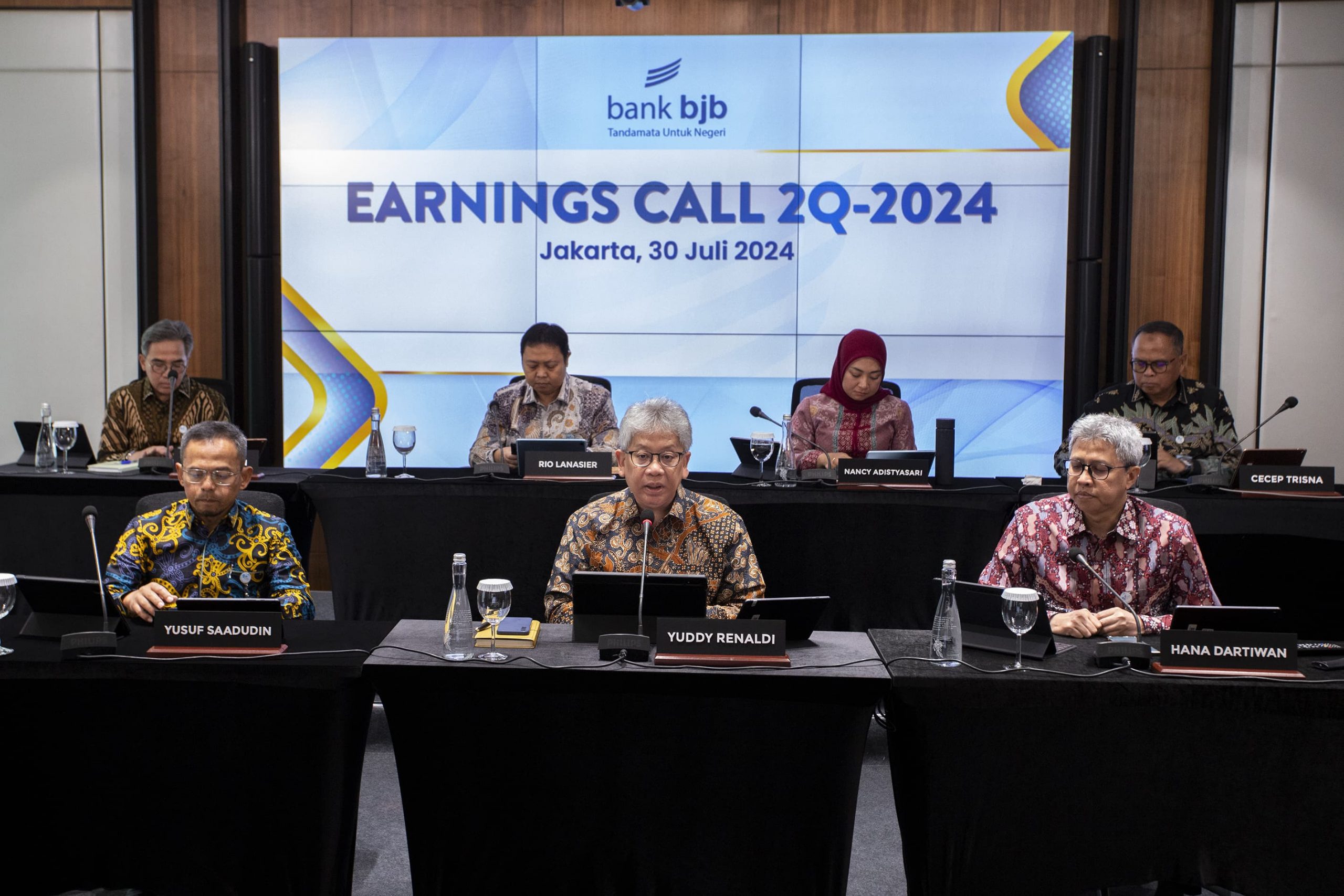 Direktur Utama bank bjb, Yuddy Renaldi, mengungkapkan bahwa pertumbuhan bisnis bank semakin baik, dengan penyaluran kredit yang mampu dijaga dengan dan upaya terus menerus untuk memperkuat bisnis melalui penguatan sinergi Kelompok Usaha Bank (KUB).