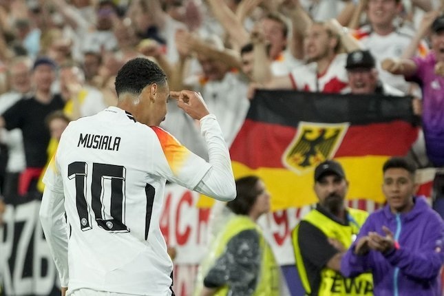 Selebrasi gol pemain Jerman, Jamal Musiala (c) AP Photo/Andreea Alexandru