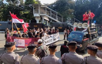 Gerakan Mahasiswa Nasional Indonesia (GMNI) mendesak Komisi Pemberantasan Korupsi (KPK) untuk segera memeriksa Walikota Medan, Bobby Nasution dan istrinya, Kahiyang Ayu/RMOL