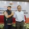Ketua Umum PWI baru Zulmansyah Sekedang bersama Ketua DK PWI Sasongko Tedjo. (Dokumentasi Pribadi)
