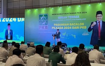 Ketua Umum DPP Partai Kebangkitan Bangsa (PKB) Muhaimin Iskandar menyampaikan sambutan pada acara Serah Terima Dokumen B.1-KWK Pasangan Bakal Calon Pilkada 2024 dari PKB di Jakarta, Minggu. (Fath Putra Mulya).