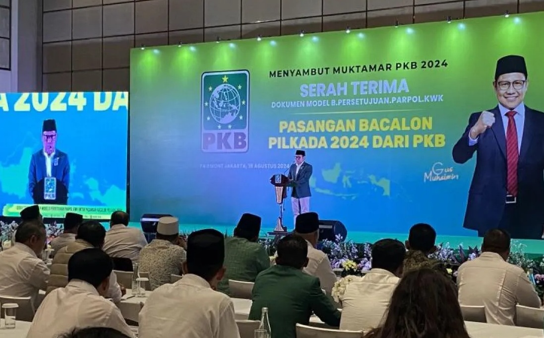 Ketua Umum DPP Partai Kebangkitan Bangsa (PKB) Muhaimin Iskandar menyampaikan sambutan pada acara Serah Terima Dokumen B.1-KWK Pasangan Bakal Calon Pilkada 2024 dari PKB di Jakarta, Minggu. (Fath Putra Mulya).
