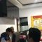 Penyidik Unit Reskrim Polsek Cikole, Resor Sukabumi Kota saat meminta keterangan JMF (30) warga Kecamatan Gunungpuyuh, Kota Sukabumi, Jabar yang merupakan pelaku pembobolan kios sembako di Pasar Pelita, Kecamatan Cikole, Kota Sukabumi.