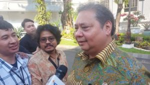 Ketua Airlangga Bocorkan Cawagub Ridwan Kamil, Inisial “S”