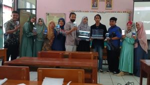 Dua Mahasiswa UMMI Buat Aplikasi Web Pencatatan Keuangan di SDN Kota Sukabumi