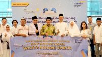 Kinerja Moncer, Bank Mandiri Taspen Berangkatkan 8 Pemenang Undian Umroh