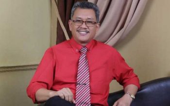 Dosen di Universitas Nusa Putra, Ujang Syarip Hidayat