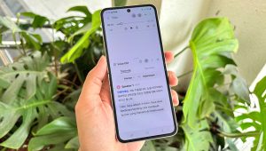 Komunikasi Tanpa Batasan Bahasa dengan Fitur AI On Device di Galaxy Z Flip6
