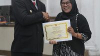 Mbak Tyas Bagikan Rahasia Sukses Jadi Penyiar Terfavorit Jabar 2023, Kini Dapat Penghargaan Pemkot Sukabumi