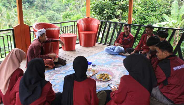 Mahasiswa KKN Universitas Nusa Putra