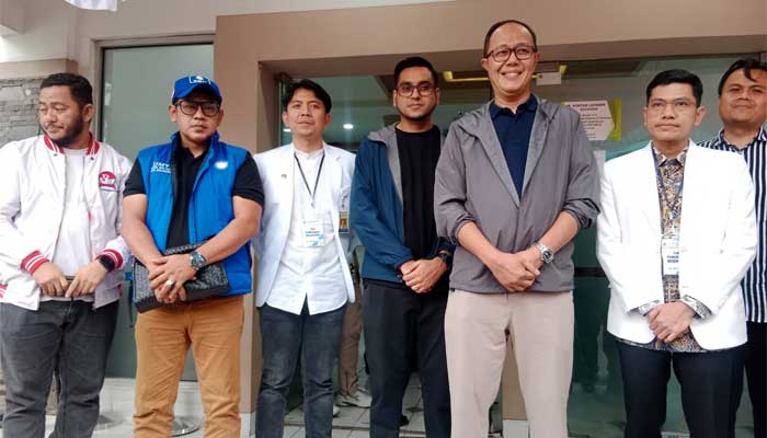 Pasangan AYEUNA