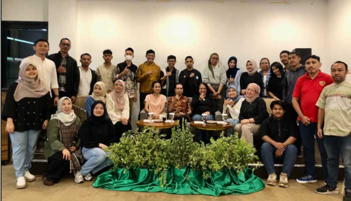 Sekolah Pembangunan, Upaya MADANI