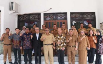 BUPATI DAN KOMISARIS PT. CYC THAILAND