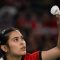 Pebulu tangkis tunggal putri Indonesia Gregoria Mariska Tunjung melakukan servis ke pebulu tangkis Korea Selatan An Se-young pada semifinal bulu tangkis tunggal putri Olimpiade Paris 2024 di Porte De La Chapella Arena, Paris, Prancis, Minggu (4/8/2024). ANTARA FOTO/Wahyu Putro A/YU