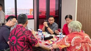 Potret Anies Datangi Kantor DPD PDIP Jakarta