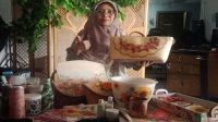Usaha Decoupage di Sukabumi yang Menginspirasi: Perjalanan Yani Warliani dari Hobi Menjadi Bisnis Sukses