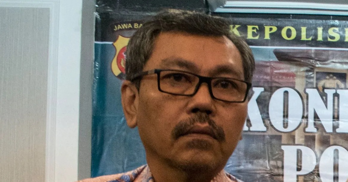 Ketua Bawaslu Jawa Barat Harminus Koto. (ANTARA FOTO/Novrian Arbi)