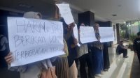Emak-emak Ngamuk di PN Sukabumi, Kesal dengan Terdakwa Kasus Penipuan