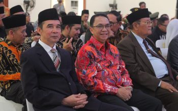 Bacalon Wakil Wali Kota Sukabumi, Andri Setiawan Hamami saat menghadiri pelantikan 35 DPRD Kota Sukabumi.(Foto: Radar Sukabumi)