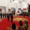 Presiden Joko Widodo saat melantik Saifullah Yusuf sebagai Menteri Sosial (Mensos) dan Irjen Pol. Eddy Hartono sebagai Kepala BNPT di Istana Negara Jakarta, Rabu (11/9/2024). (Andi Firdaus)